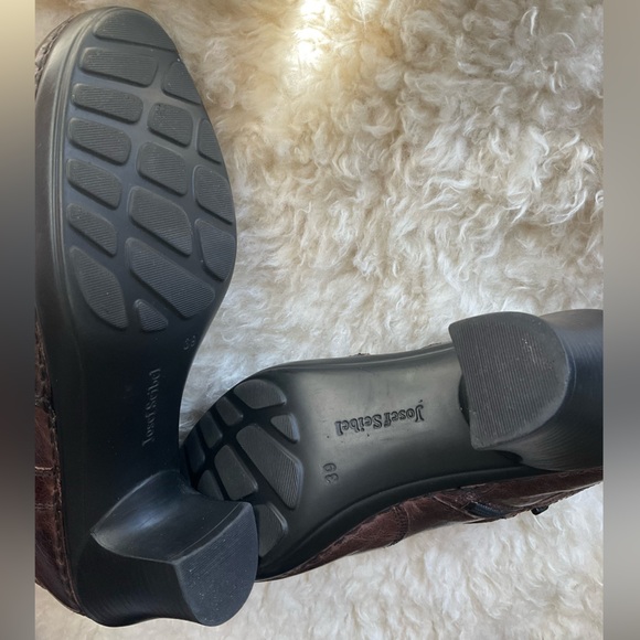 Joseph Siebel Women's Brown Leather Clogs - Picture 6 of 6